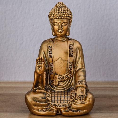 Statuette-bouddha-or-méditation